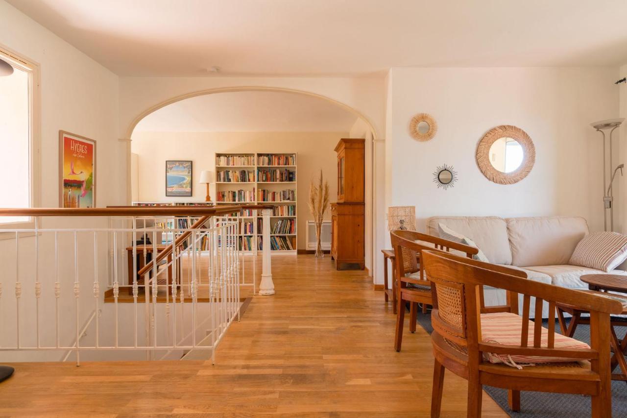 Villa Vue Mer Presqu'Ile De Giens Avec Piscine Hyères Zewnętrze zdjęcie